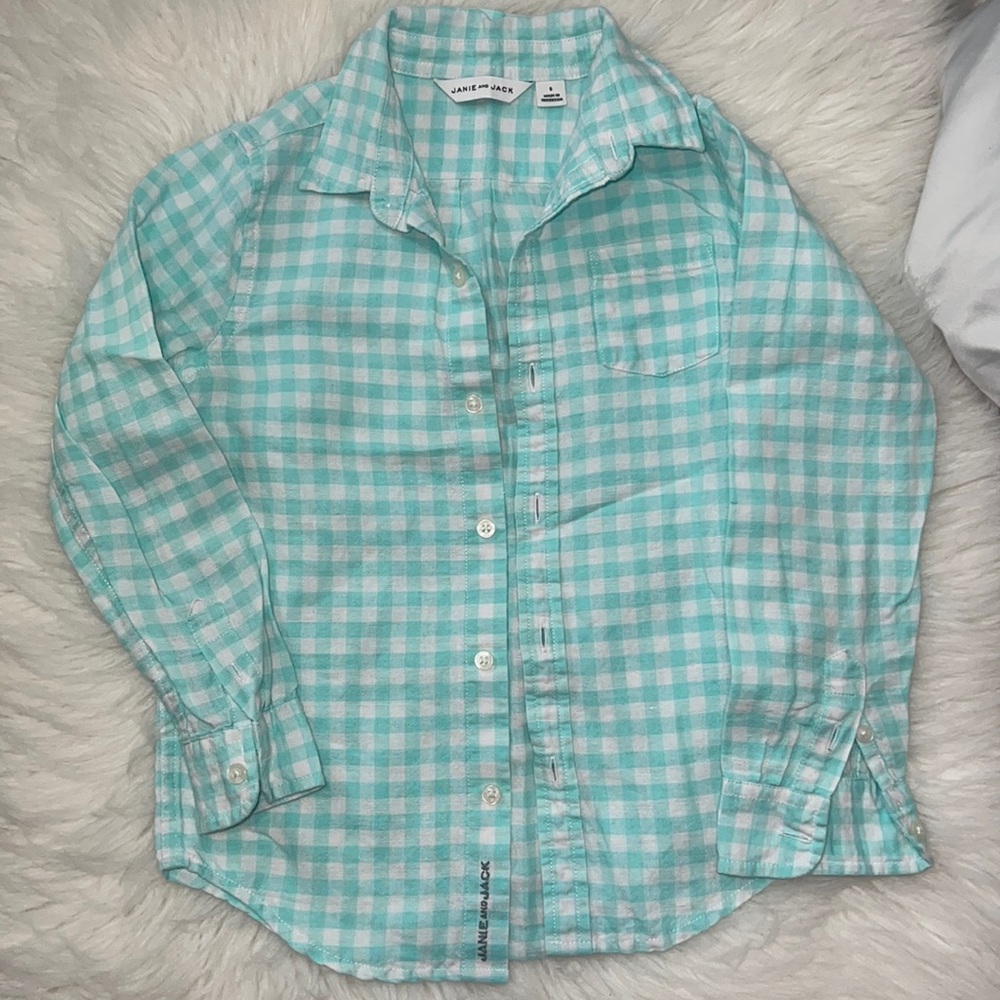 JANIE AND JACK boy's shirt, size 5. Almost new (worn once).